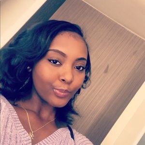 Meet your Posher, Madison